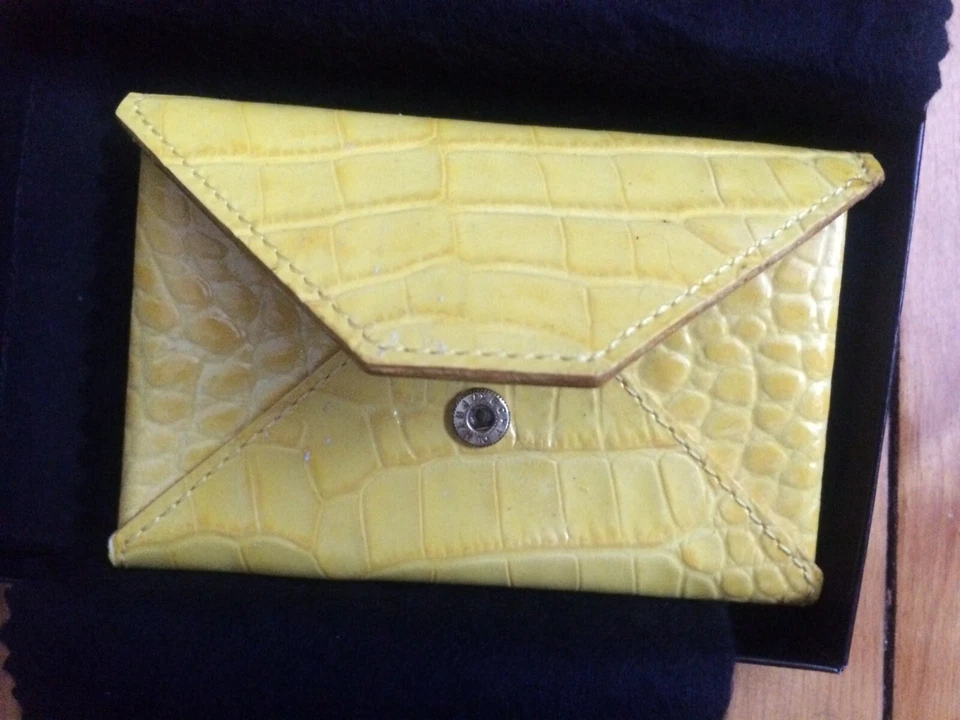 New Aimee Kestenberg HP Macys leather snake business card holder case - Imagem 1 de 1