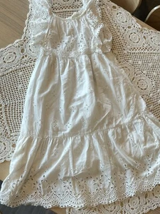Zara Girl’s White eyelet Lace dress Size 6 - Picture 1 of 6