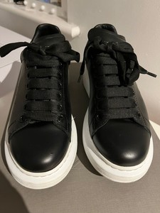 alexander mcqueen trainers black