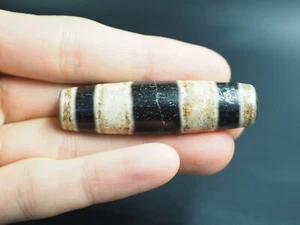 Antike Himalaya DZI dreifach weiß & schwarz Streifen Talisman heiliger Achat alte Perle - Bild 1 von 6