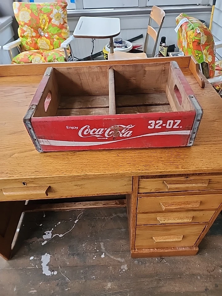Caja de madera vintage de botella de refresco Coca-Cola 32 oz portador rojo blanco Foto 1 de 4