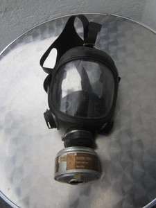 Sekur Gasmaske Pirelli Gasfilter Vollmaske Atemschutzmaske Panorama Bundeswehr - Bild 1 von 5