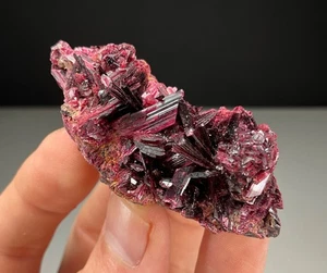 FANTASTIC ERYTHRITE CRYSTALS FROM BOU AZZER MINE, MOROCCO - Picture 1 of 18