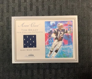 TOM BRADY 2003 FLEER SHOWCASE AVANT CARD GAME WORN JERSEY 410/999 PATRIOTS - Picture 1 of 2