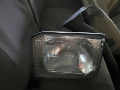 1994 1995 1996 1997 1998 LAND ROVER DISCOVERY LEFT DRIVER HEADLIGHT  - Image 1 of 2