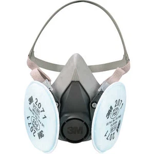 3M 6200 Reusable Half Face Mask Respirator & 2- 2071 P95 Particulate Filter MED - Picture 1 of 4