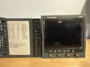 EUROTHERM 2704 Temperature Process Loop Controller 2704/VH/353/XX/…..A2/XX/ENG - Picture 1 of 4