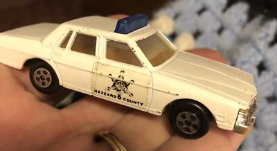 Réplica Ertl 1980 Pontiac Bonneville - Hazard County Sheriff B20 Foto 1 de 4