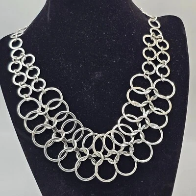 Collar de cadena vinculada anillo martillado tono plata Lucky Brand en capas ajustable Foto 1 de 4
