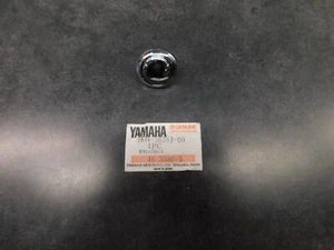 Yamaha FZX700 Grip Cap NOS 26H-2628J   2330 - Picture 1 of 4