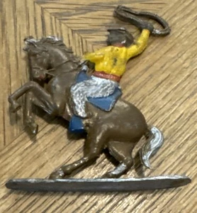 LEAD FIGURE TOY Cowboy & Horse W/ Rope Painted On Stand Semi Flat Amazing Detail - Picture 1 of 7