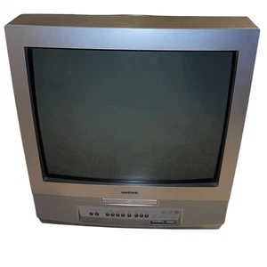 Toshiba 20 inch CRT Color TV DVD Combo Retro Gaming TV w/ Original Remote MD20P1 - Picture 1 of 17