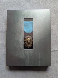 Call of Duty Black Ops Hardened Edition Medal - Picture 1 of 2