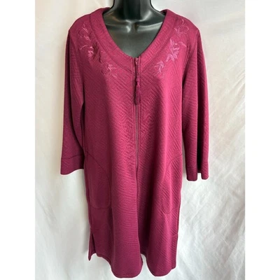Vintage Miss Elaine Burgundy Red Zip Up Robe Floral Embroidered Size M Muumuu - Image 1 of 4