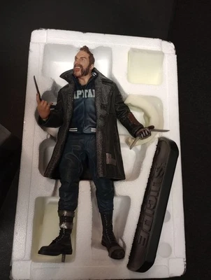 Estatua DC Collectibles Resina 13’ pulgadas - Escuadrón Suicida Boomerang Foto 1 de 4