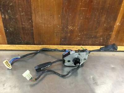 Triumph TR7 1979 • Limpiaparabrisas e interruptores de luz de columna de dirección originales, usados. KT1493 Foto 1 de 4