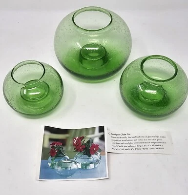 Southern Living at Home Southport Globe Trio soplado a mano vidrio verde burbuja Foto 1 de 4