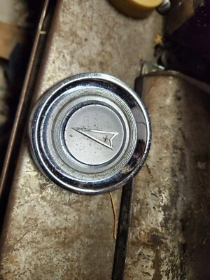 Pontiac Lemans Tempest 1964 bocina botón medallón #1 9774194 Foto 1 de 4