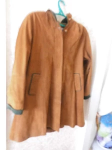 Von D und D Echtes Veloursleder Damen Jacke-Mantel 42-44 Neu mit Kaputze - Bild 1 von 5
