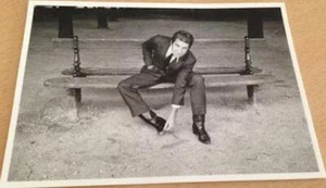 Carte Postale - Leonard Cohen - Dominique Issermann - Size 10x15cm - Picture 1 of 1