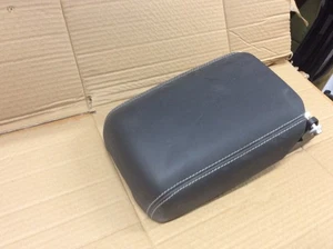 PORSCHE MACAN S 2023 MITTELKONSOLE LEDER ARMLEHNE 34893 - Bild 1 von 6