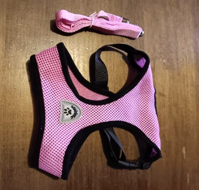 NEW Cat Dog Pet Harness & Leash (S) Adjustable Control Vest Reflective Pink - Image 1 of 4