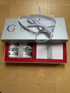 Juego de tarjetas de regalo ""Happy Holidays"" de GUCCI caja de almacenamiento incluye 10 postales/sobres - Imagen 1 de 5