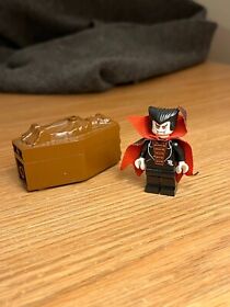 Lego Vampire Brown Coffin Studios minifigure 1381 Vampire Crypt Halloween
