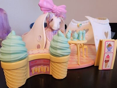 Zapatilla Statin Sweet Shoppe 1987 con cucharas de pony G1 Foto 1 de 4