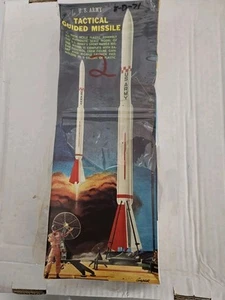 1969 Hawk U.S. Army Tactical Guided Missile 1/48 Scale Kit 554-130 100% Complete - Picture 1 of 7