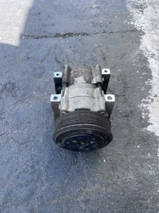89-95 Ford Thunderbird Supercoupe AC Compressor - Picture 1 of 4