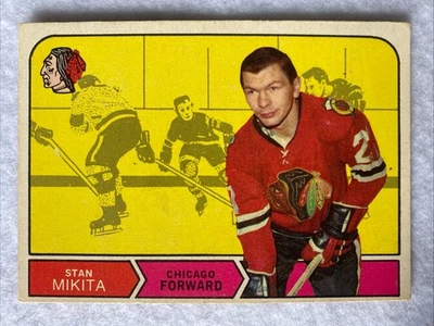 1968-69 OPC O-Pee-Chee Hockey Base #155 Stan Mikita NHL Original Card Chicago - Image 1 of 2