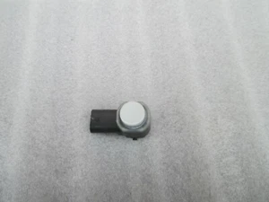 VW TOUAREG REAR  REAR BUMPER PARKING  SENSOR OEM (1) ONE 2015 2016 2017 15 16 17 - Picture 1 of 4