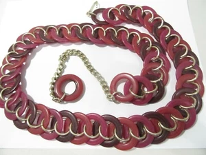 CINTURÓN VINTAGE PLÁSTICO Y ORO LAZOS TRICOLOR METAL ROSA ROJO UVA L 33" - 40" - Imagen 1 de 4