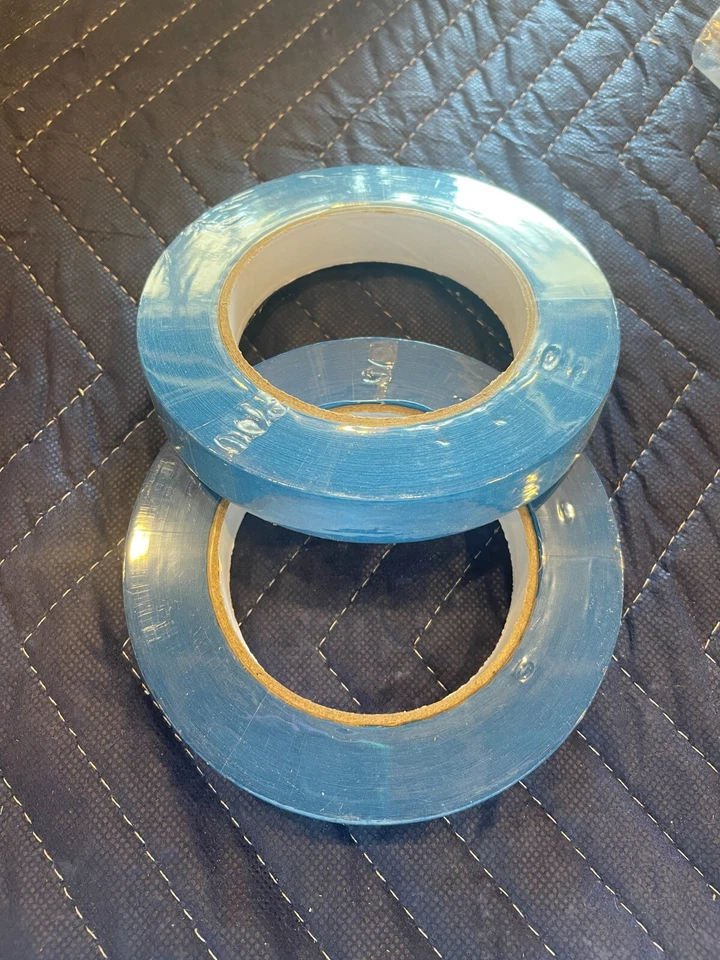 Cinta adhesiva azul resistente a los rayos UV/cinta de pintor multi superficie 3/4"-18 mm rollo pared Foto 1 de 1