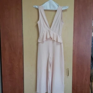 BOOHOO Cream JUMPSUIT Juniors Size 1 - Picture 1 of 7