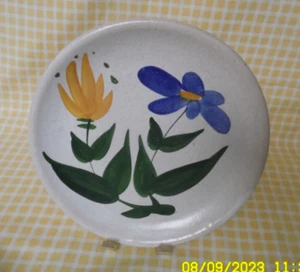 E1/  POTERIE DU MARAIS..ANCIENNE ASSIETTE CERAMIQUE EMAILLE FLEUR...23CM..N°4 - Picture 1 of 7