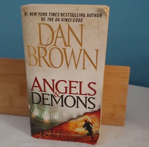 Angels and Demons by Dan Brown 2006 US Tall Paperback Pocket Books Fiction PB - Picture 1 of 8