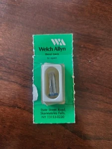 Welch Allyn 03000 Lamp / Bulb    (rm.1-jk) - Picture 1 of 2