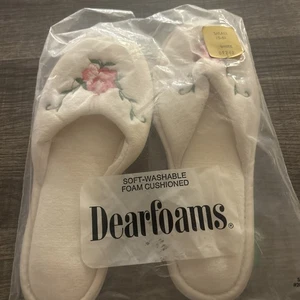 Neu Vintage Dearfoams Hausschuhe Rosen 5-6 - Bild 1 von 4