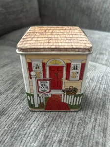 Pequeña lata de bienvenida de invitados de casa de peaje Nestlé vintage - Imagen 1 de 7