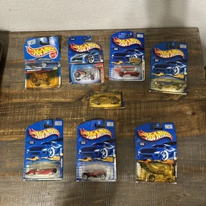 Hot Wheels Colección Virtual Diecast Car Lote de 8 dirigibles, - Imagen 1 de 9