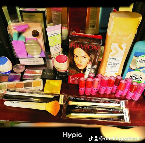 Makeup Bundle Multiple Brands 200+ Pieces | eBay