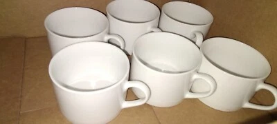 Taza 10 Strawberry Street White 8 OZ, Juego de 6 Excelente Estado Usada Foto 1 de 4