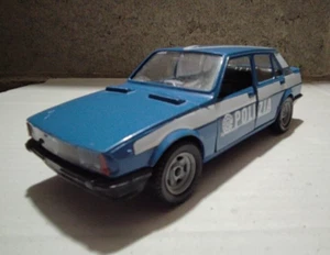 POLISTIL - SN 19 Alfa Romeo Giulietta 1.6 Polizia - scala 1/25 - Foto 1 di 13