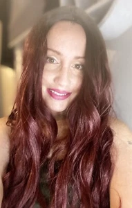 “Morbid Cherry” Natural Wine Burgundy Synthetic Hair Wig long Wavy Ombre - Picture 1 of 8