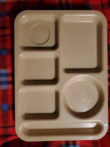 Lot of (6) SiLite 614 Divided School Cafeteria Lunch Food Trays Great shape - Picture 1 of 3
