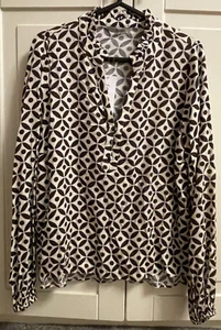 New With Tags Ladies Size 10 B&W Blouse 60s/70s Inspired Print, soft Fabric. - Picture 1 of 5