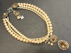 "Collar colgante Rodrigo Otazu 3 hilos perlas de imitación estrás 17""" - Imagen 1 de 16