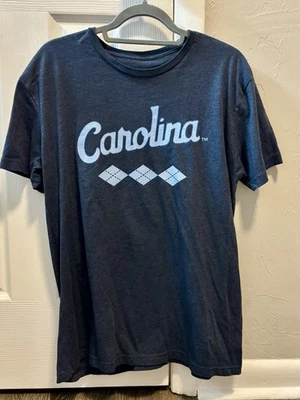 Top de manga corta Mizuno Tar Heels North Carolina UNC Argyle grande para hombre Foto 1 de 4